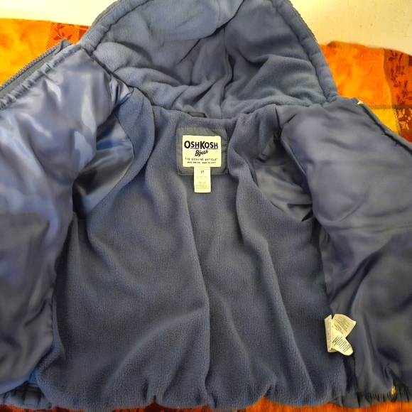 Oshkosh B'gosh/3T/Blue - Picture 3 of 9
